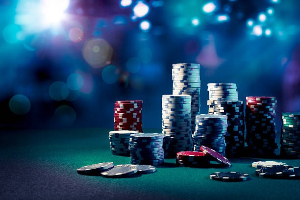 ledak188 resmi mobile app interface showing live football matches and casino games
